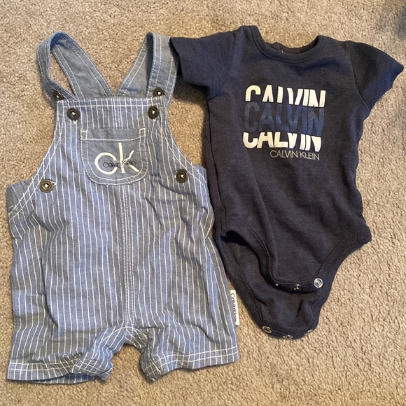 Calvin Klein Set 0-3 months - Picture 1 of 6